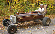 Click image for larger version. 

Name:	20100628-bernie-in-coffin-car.jpg 
Views:	24 
Size:	121.8 KB 
ID:	365336