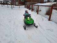 Click image for larger version.&nbsp;

Name:	monroe on sled.jpg&nbsp;
Views:	34&nbsp;
Size:	407.1 KB&nbsp;
ID:	482100