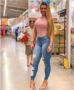 Click image for larger version. 

Name:	wife with the bag.jpg 
Views:	231 
Size:	37.8 KB 
ID:	498808