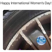 Click image for larger version. 

Name:	woman day.jpg 
Views:	165 
Size:	196.3 KB 
ID:	516426