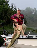 Click image for larger version. 

Name:	Fisherman-Catches-a-Mermaid-91012.jpg 
Views:	427 
Size:	243.4 KB 
ID:	370556